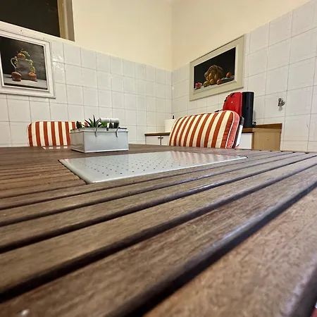 Vacanze - Di Lusso 130 Mq Vicino Stazione E Al Centro Storico -luxury 130 Sqm Near Station And Old Town 나폴리