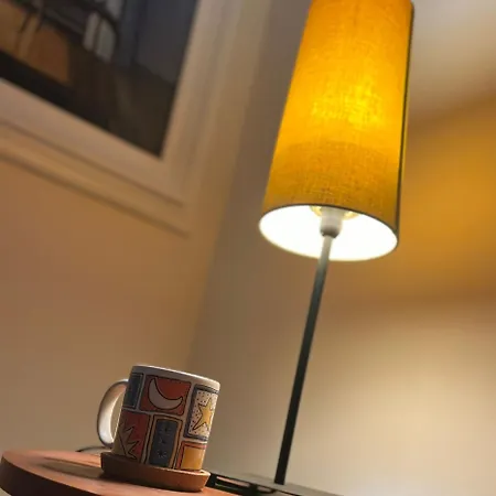 아파트 Vacanze - Di Lusso 130 Mq Vicino Stazione E Al Centro Storico -luxury 130 Sqm Near Station And Old Town 나폴리