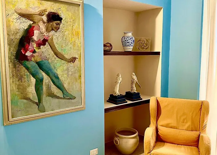 Spacious 130 Sqm Luxury - 2 Bathrooms - Station & Old Town * Naples